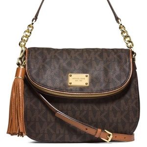 Michael Kors Jet Set Medium Tassel Crossbody